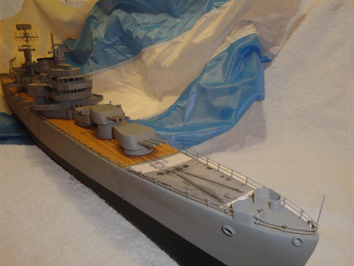 Maqueta escala 1:200 del Crucero General Belgrano Maqueta escala 1:200 del Crucero General Belgrano